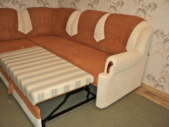 Обтяжка углового дивана в Казани